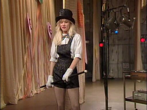 Season 3 Episode 13: Can’t Dance, Don’t Ask Me (aka Kelly’s Dance)