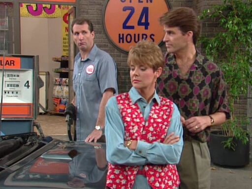 Season 6 Episode 23: The Gas Station Show