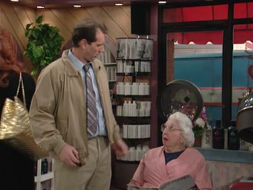 Season 7 Episode 16: Mr. Empty Pants