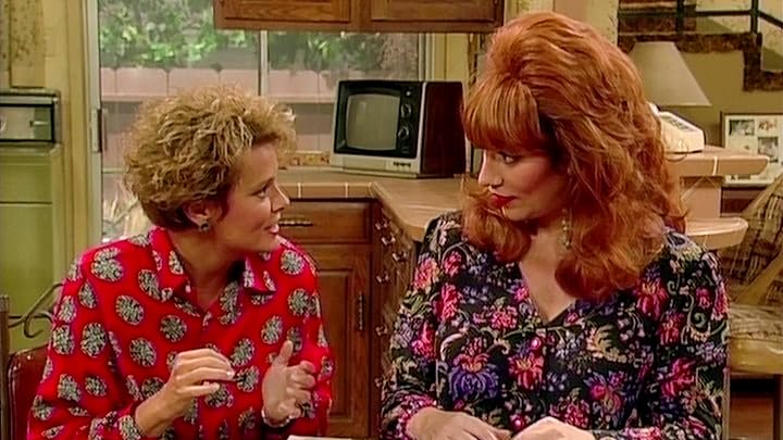 Married with Children Season 6 Episode 5 - Lookin' Fer A Desk In All The Wrong Places